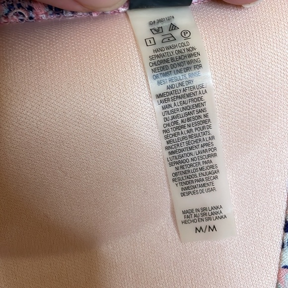 Victoria's Secret medium Bikini Top swim Pink Paisley 34c 34D push up triangle - Picture 6 of 9